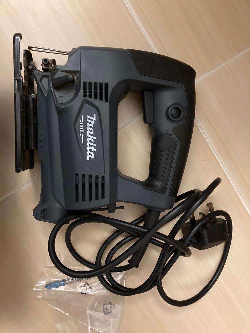 Makita corded jig saw power tool, Furniture & Home Living, Home