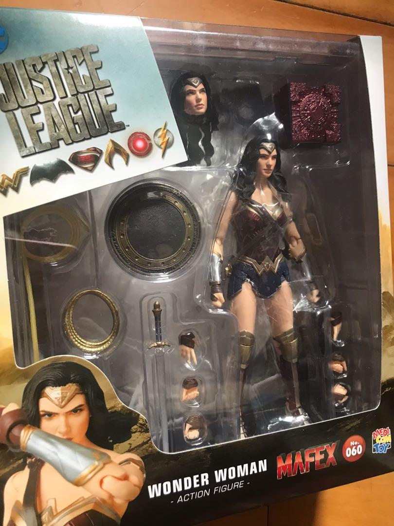 Medicom MAFEX 060 JL Justice League Wonder Woman Figure 神奇女俠