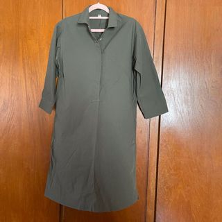 (Category: ) located in . Submitted by sals_wardrobe (Listing ID 1106024527, Image 1). Description: .