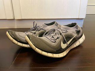 Nike Free Flyknit 5.0 跑步鞋 US 11 紫藍灰