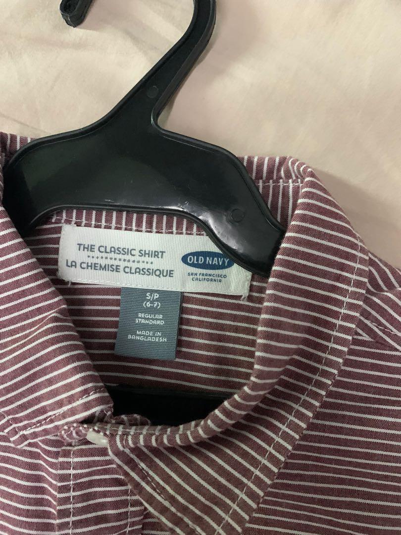 Old Navy Boys Maroon stripe polo (Category: Babies & Kids Fashion) located in Quezon City. Submitted by rapunzel20 (Listing ID 1106063856, Image 3). Description: Original Old Navy Boys polo Stripe color : Maroon Size : Small (6-7) us used once made in Bangladesh.