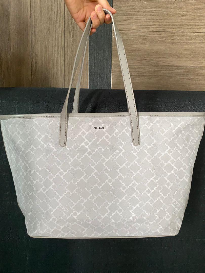 Tumi everyday tote clearance review