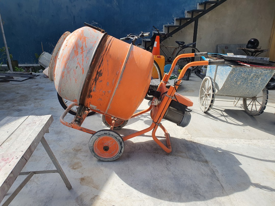 Portable Cement Mixer Half Bagger, Home Services, Renovations