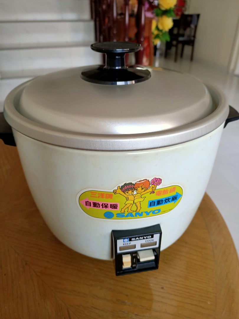 SANYO Rice & Steam Cooker, TV & Home Appliances, Kitchen Appliances