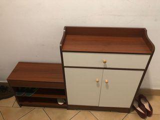 Show cabinet