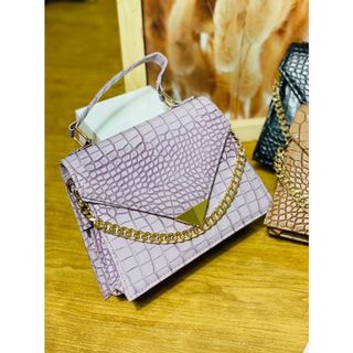 (Category: ) located in . Submitted by queen1shop (Listing ID 1106186975, Image 1). Description: .