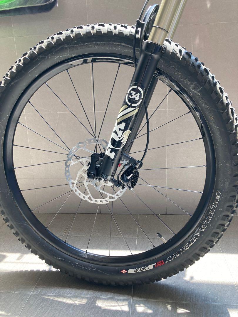 Specialized Stumpjumper 650b plus Sports Equipment Bicycles