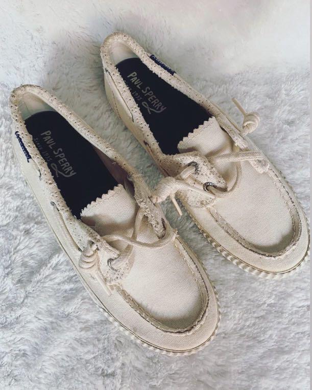 SPERRY since 1935 made in China Preloved sepatu canvas cewek size women 36 37 condition 90 minus kotor aja