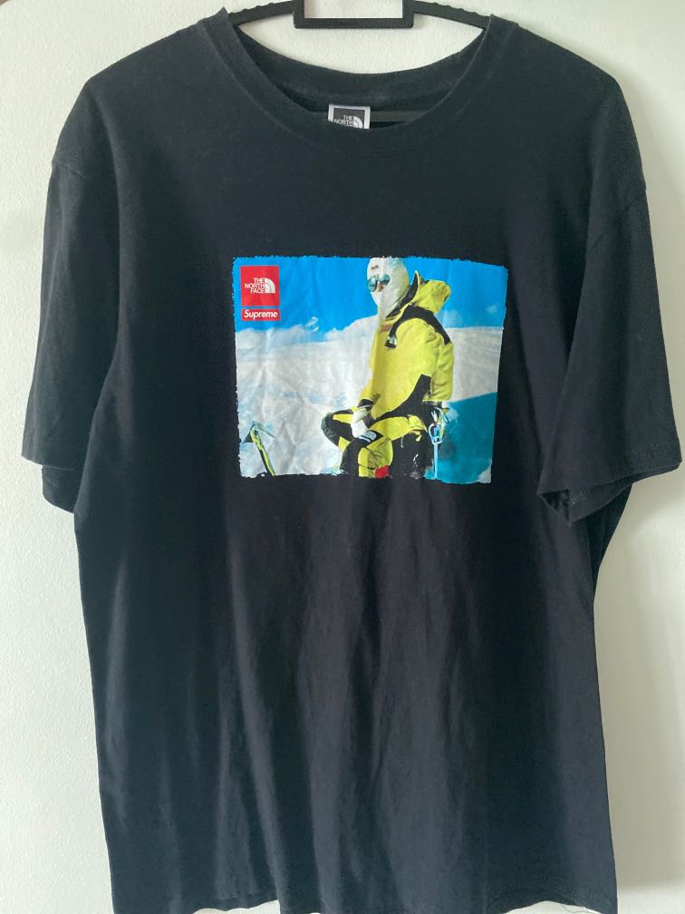 Supreme x TNF collab tee, Men's Fashion 