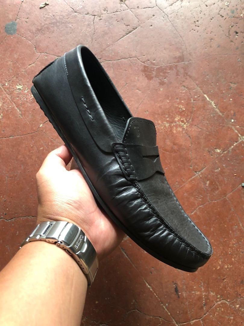 tigger Normalisering kasseapparat Tods Loafers Men's Dress Shoes/Black(25.5 cm), Men's Fashion, Footwear,  Sneakers on Carousell