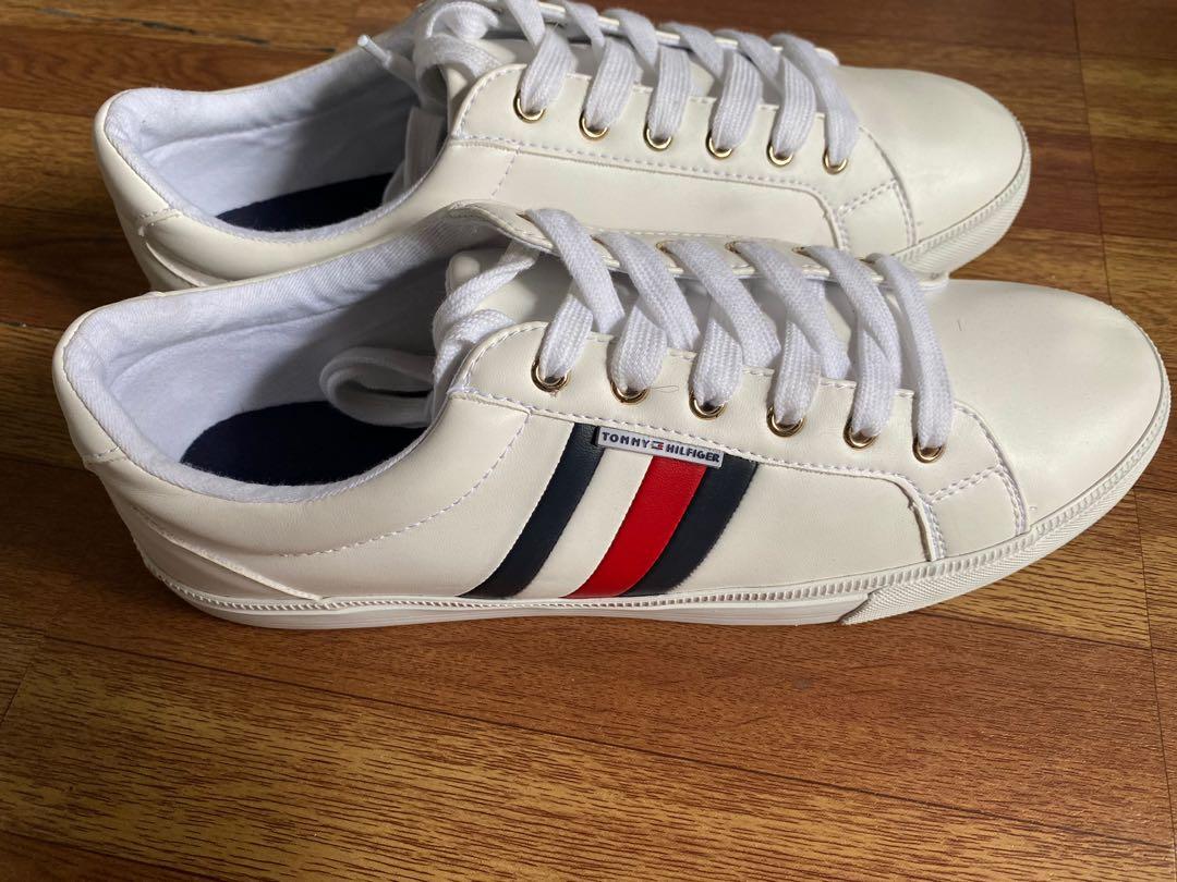 tommy sneakers
