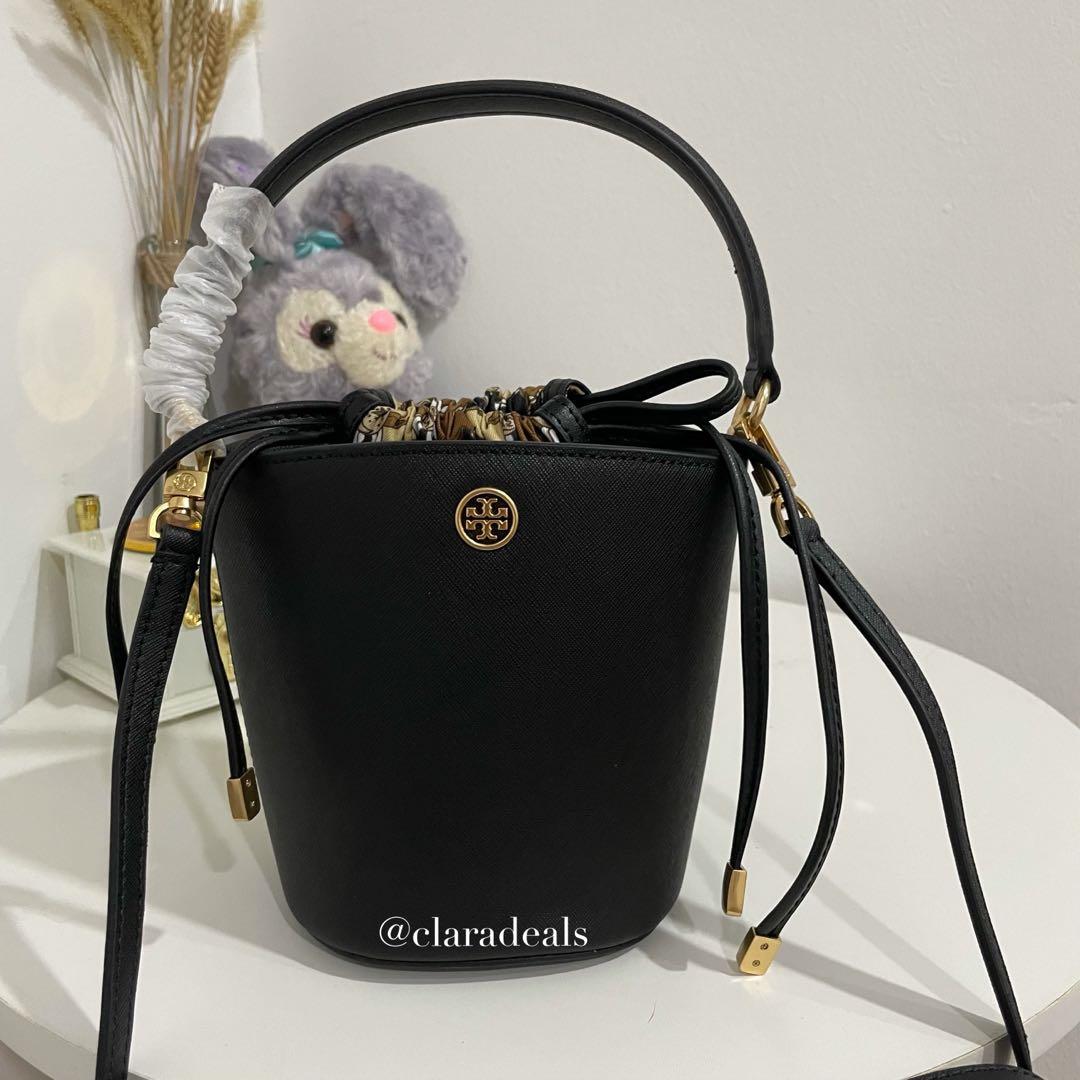 Latest ⭐️ Tory Burch Robinson Bucket Bag Mini Size, Women's Fashion, Bags &  Wallets, Tote Bags on Carousell