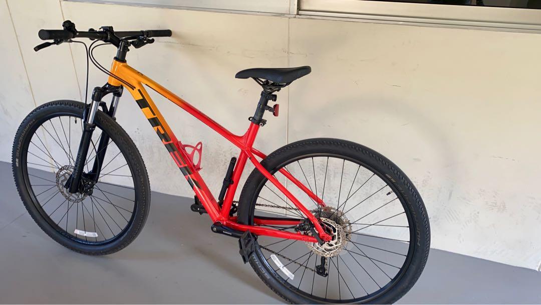 2021 trek marlin 7 review discount