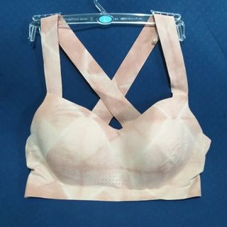 (Category: ) located in . Submitted by tindables (Listing ID 1106062468, Image 1). Description: .