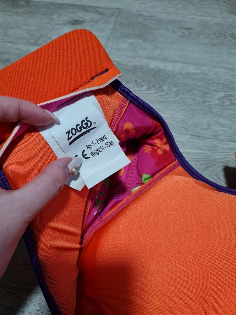 Zoggs life jacket, Babies & Kids, Babies & Kids Fashion on Carousell