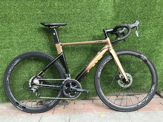 （分類：）位於 。 由 trendybike 提交（商品編號 1110945049，圖片 1）。簡介： 。