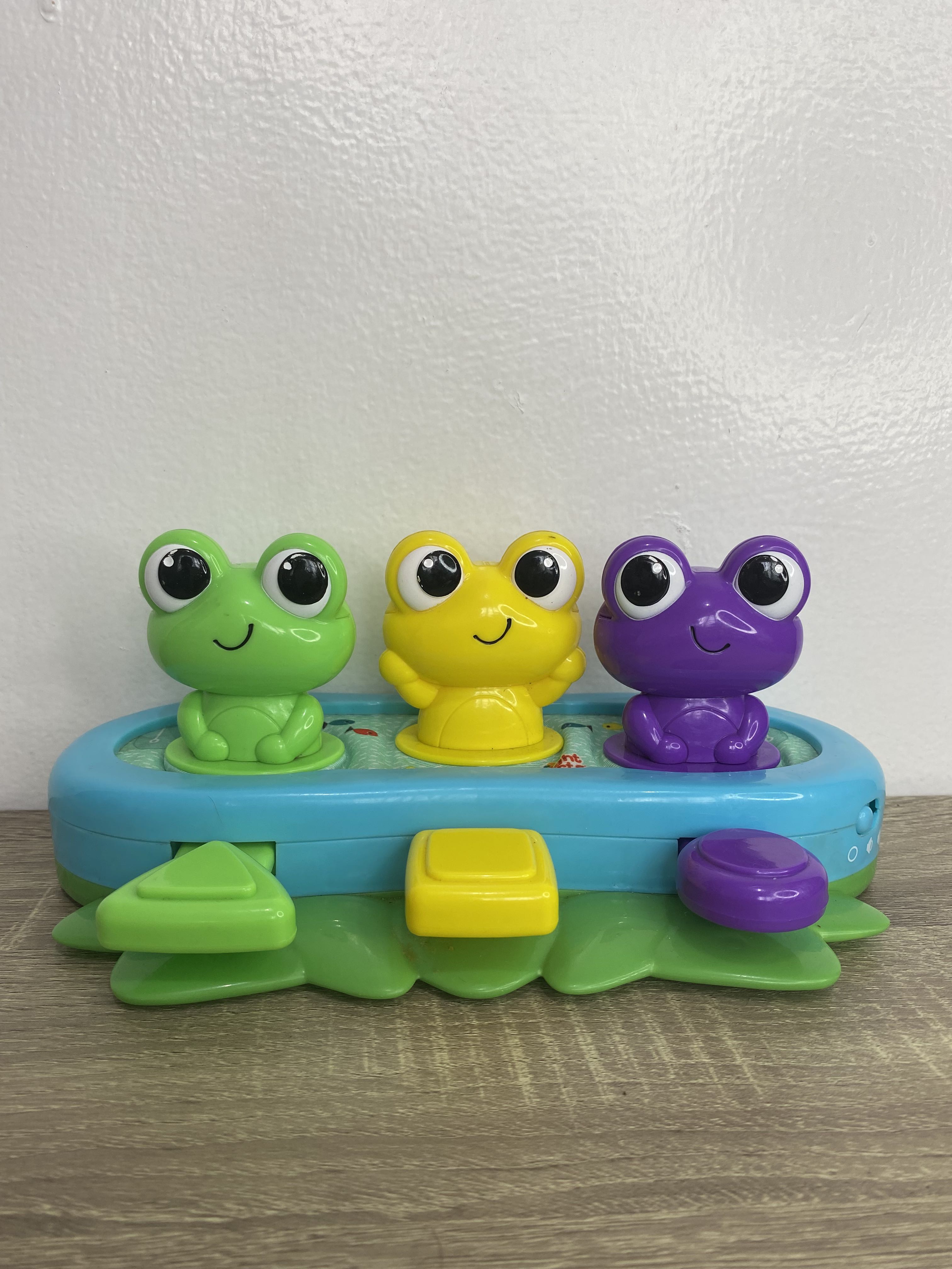 Bright starts bop and giggle frogs, Babies & Kids, Infant Playtime on  Carousell