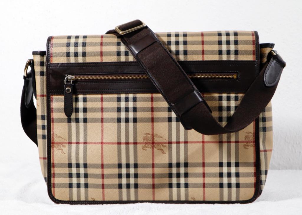 Burberry canvas messenger bag 2025
