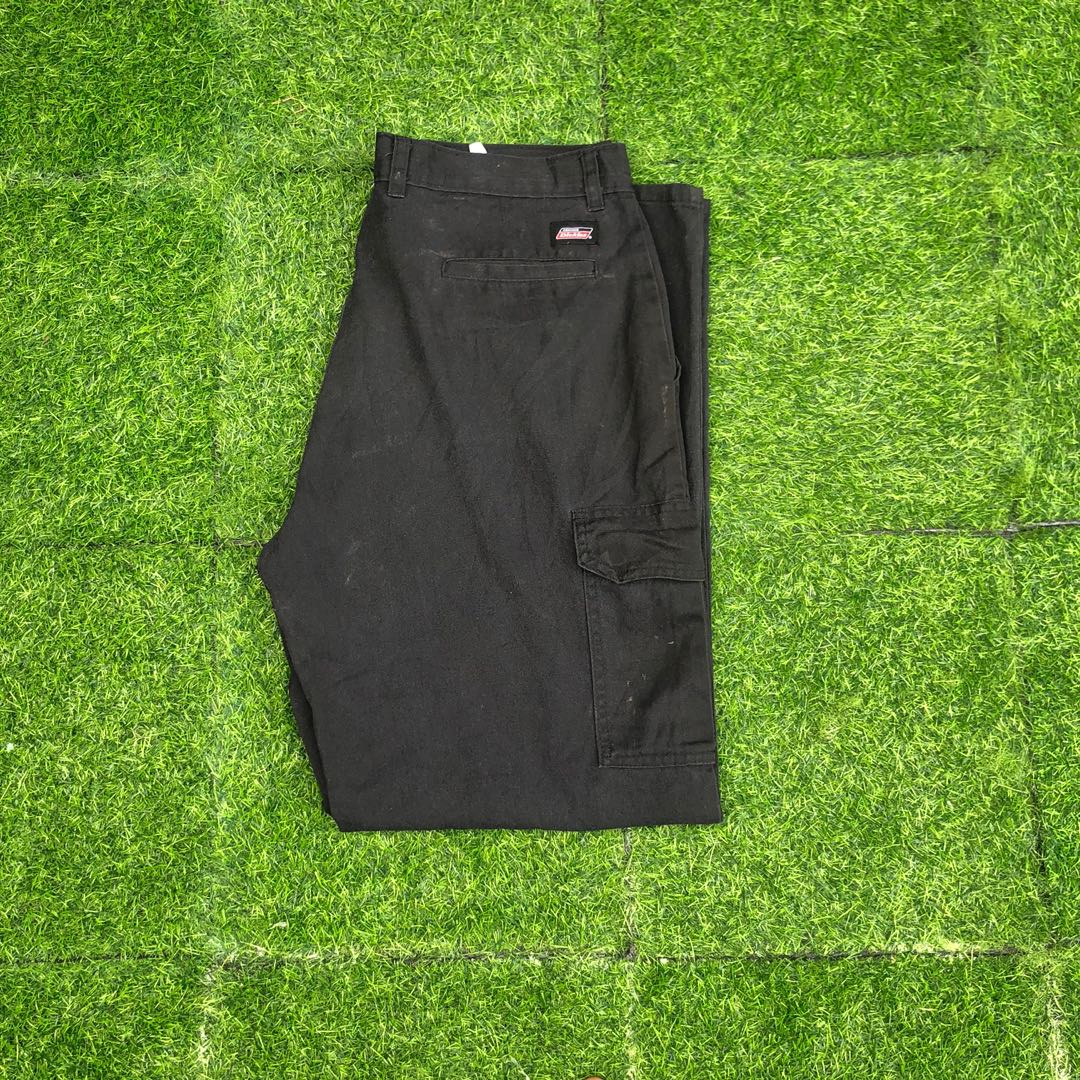 DICKIES CARGO PANTS, Men's Fashion, Bottoms, Trousers on Carousell