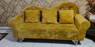 (Category: ) located in . Submitted by perfect8888 (Listing ID 1110950582, Image 1). Description: .