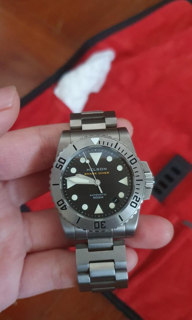 Helson shark discount diver 38mm