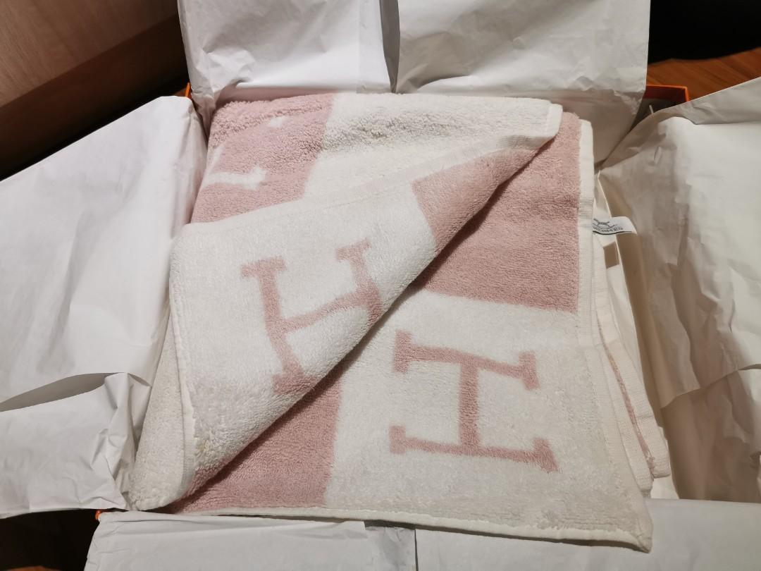 Hermes avalon best sale bath towel