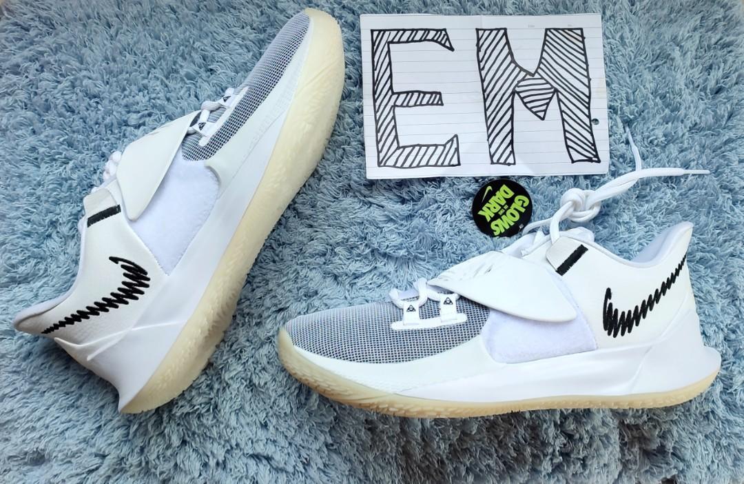 Kyrie 3 glow in the dark hotsell