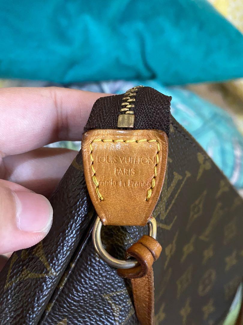 Louis Vuitton Pochette Accessoires LV Bag (Category: Luxury Bags & Wallets) located in Manila. Submitted by ayen.bl (Listing ID 1110873598, Image 2). Description: .
