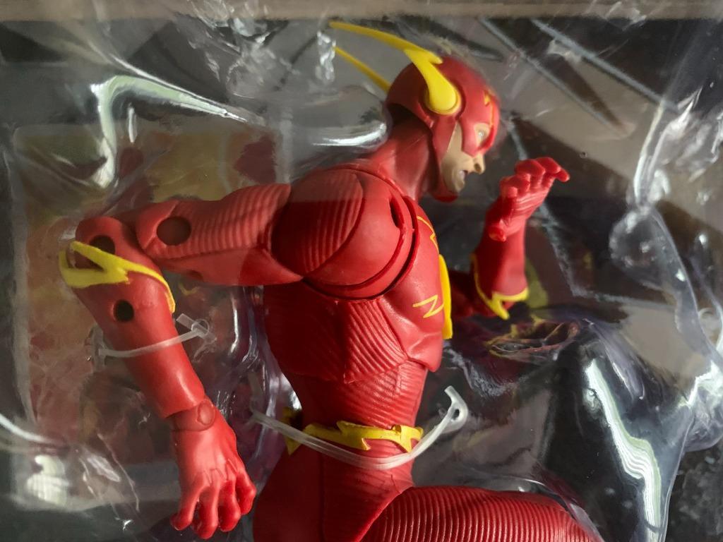 McFarlane Flash ONLY (Category: Figurines & Statues) located in Manila. Submitted by clark.kent1 (Listing ID 1110845144, Image 2). Description: McFarlane Flash Only Never been Open With Display Base * Batman Earth Not Included * .