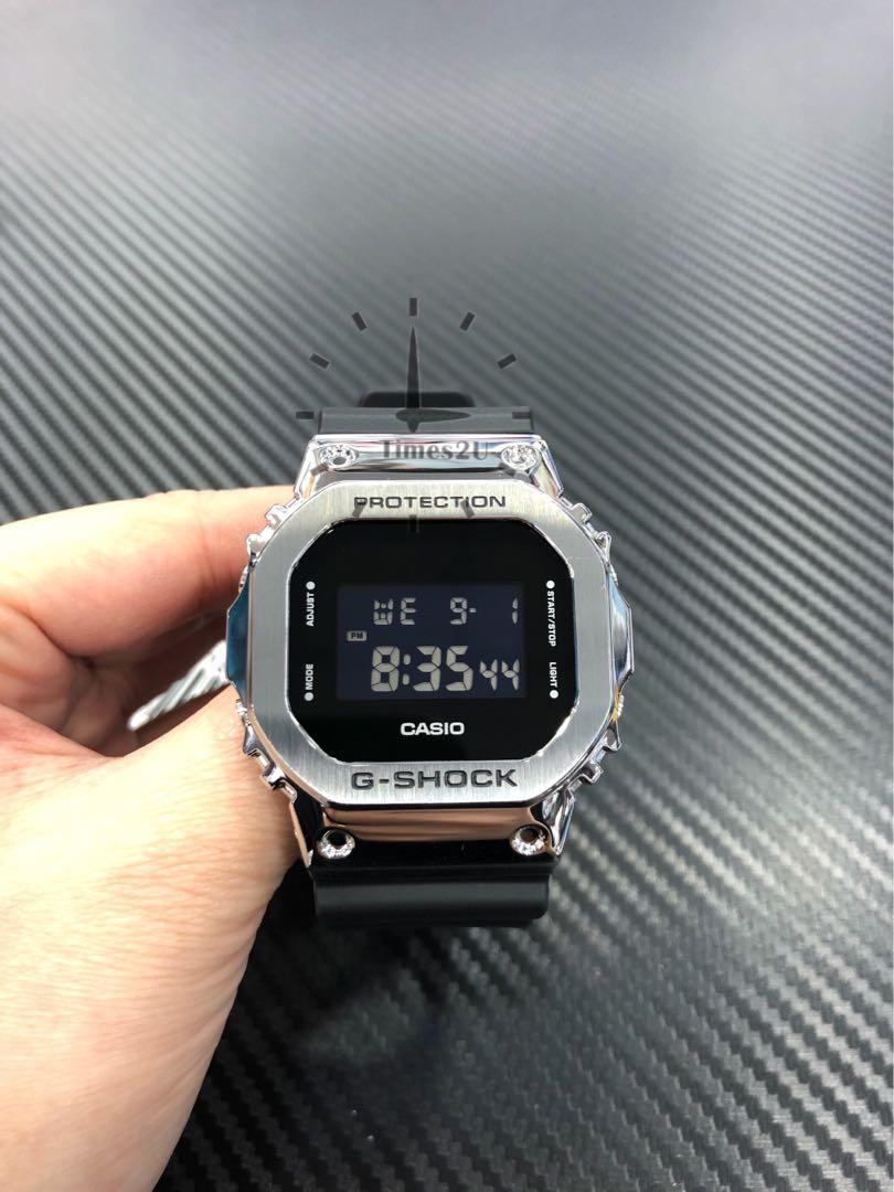 NEGO DELIVERY GM 5600 1D GM5600 1D GM 5600 GM5600 SILVER METALIZED G SHOCK 100 AUTHENTIC BRAND NEW WARRANTY