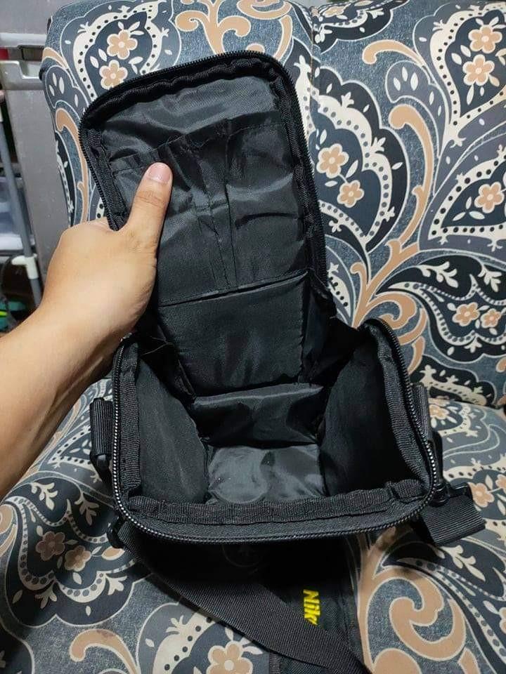 Nikon DSLR camera Sling Bag Good (Category: Camera Bags & Carriers) located in Caloocan City. Submitted by mr.carlo_dslr_laptop (Listing ID 1110959689, Image 2). Description: Nikon DSLR camera Sling Bag slightly used 1,000 Fixed price Location Caloocan NCR monumento bag only Lalamove sagot mo cod 👍 lbc sagot mo cod 👍.