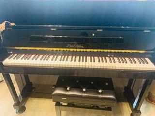 Pearl River Upright Piano