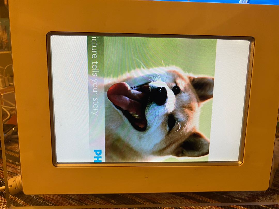 Philips Digital Photo Frame 9FF2, 電子產品, 其他 Carousell