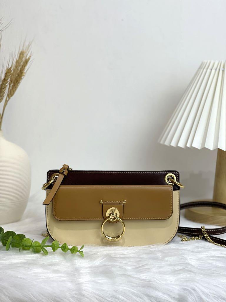 Chloe tess outlet chain wallet
