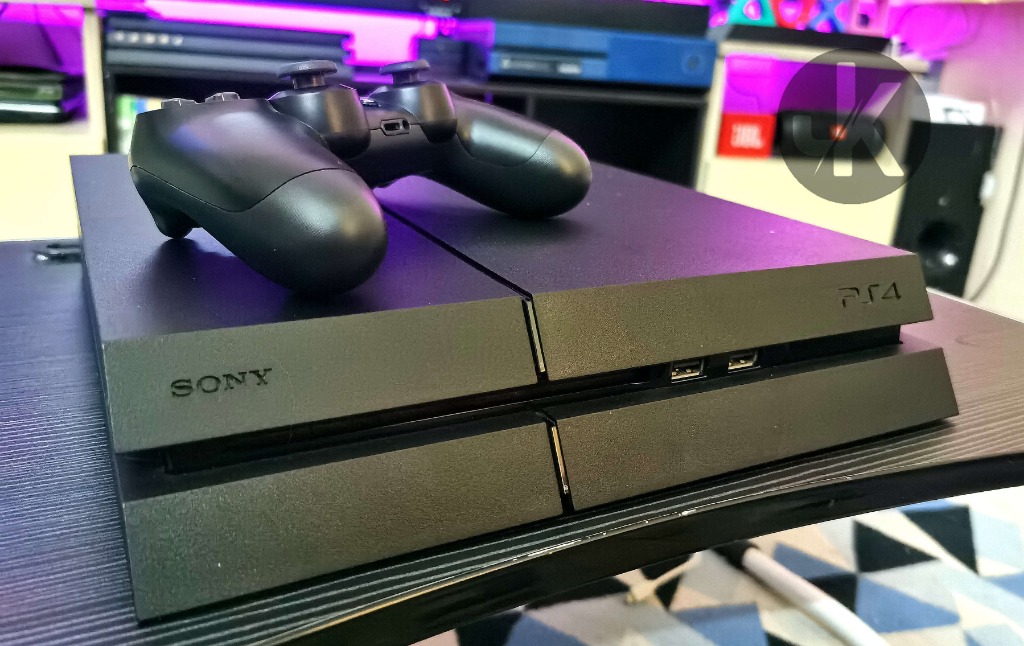 PS4 FAT PLAYSTATION MATT 500GB USED CONDITION LIKE NEW