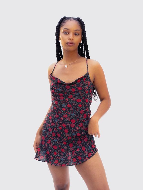 Realisation par black dress discount