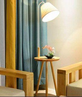 Table wit Lamp