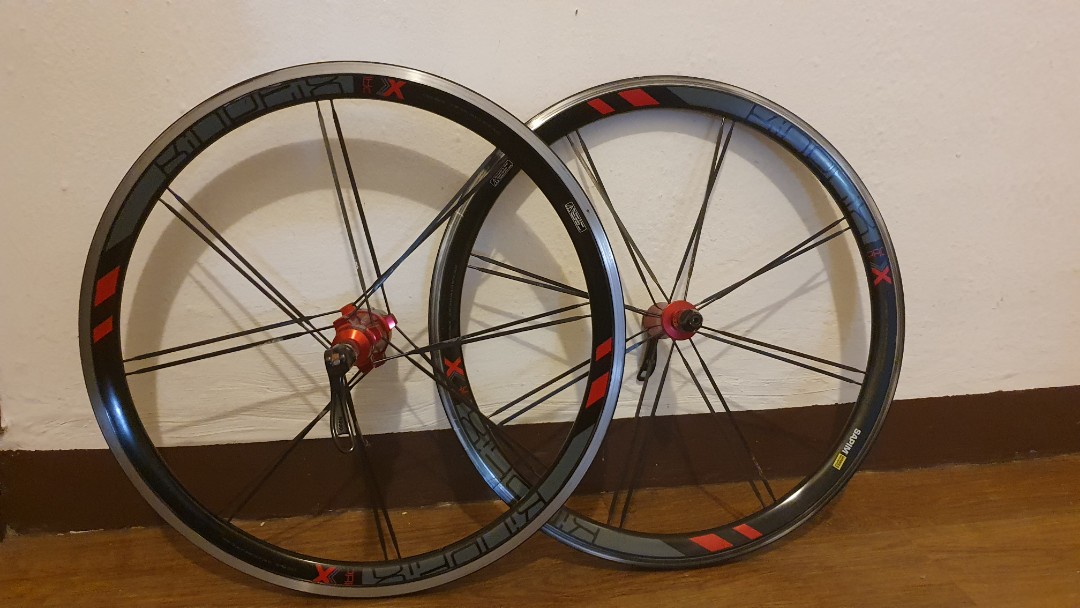 Dahon kinetix pro wheels sales