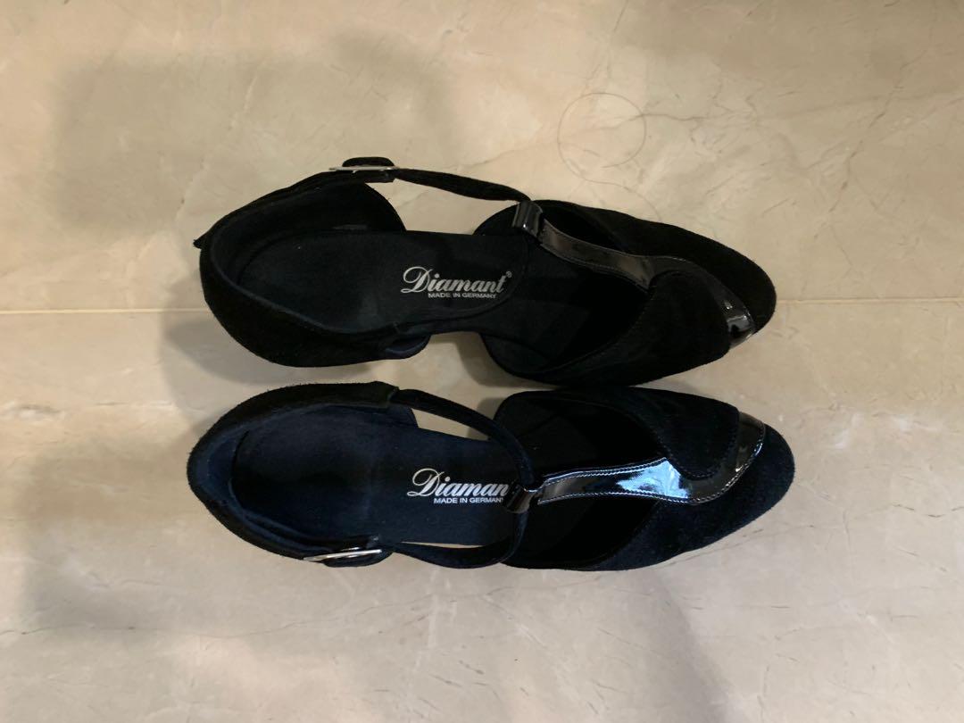 Waltz shoes shop