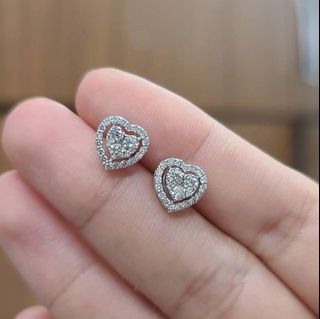 (Category: ) located in . Submitted by beyondpurse07 (Listing ID 1112783055, Image 1). Description: .