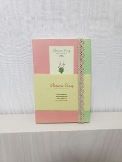 （分類：）位於 。 由 imperfect.studio 提交（商品編號 1112853468，圖片 1）。簡介： 。