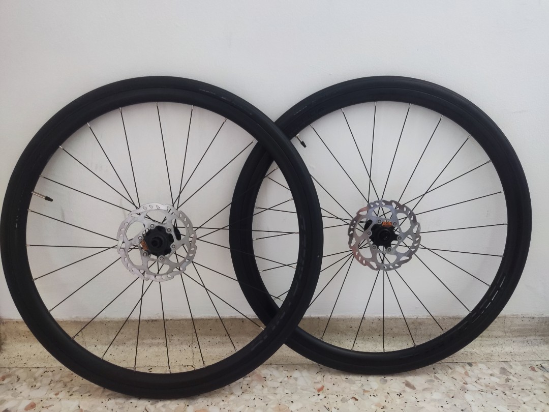 Bontrager Affinity TLR wheelset with 
