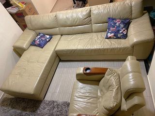 (Category: ) located in . Submitted by knicknnaks (Listing ID 1112812055, Image 1). Description: .