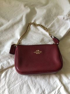(Category: ) located in . Submitted by preloved_item8 (Listing ID 1112738086, Image 1). Description: .