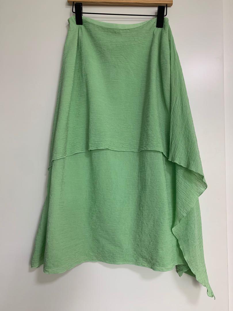 COS light green skirt, Women's Fashion, Bottoms, Skirts on Carousell