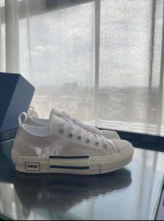 dior low white