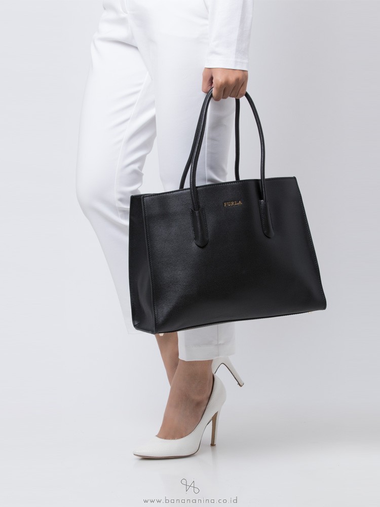 Furla amina small hotsell