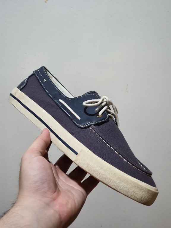 Gap sales outlet shoes