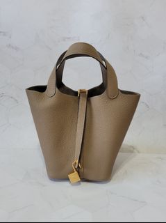 （分類：）位於 。 由 hc_lux 提交（商品編號 1112797569，圖片 1）。簡介： 。