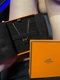 (Category: ) located in . Submitted by shoppiliciouss (Listing ID 1112727108, Image 1). Description: .